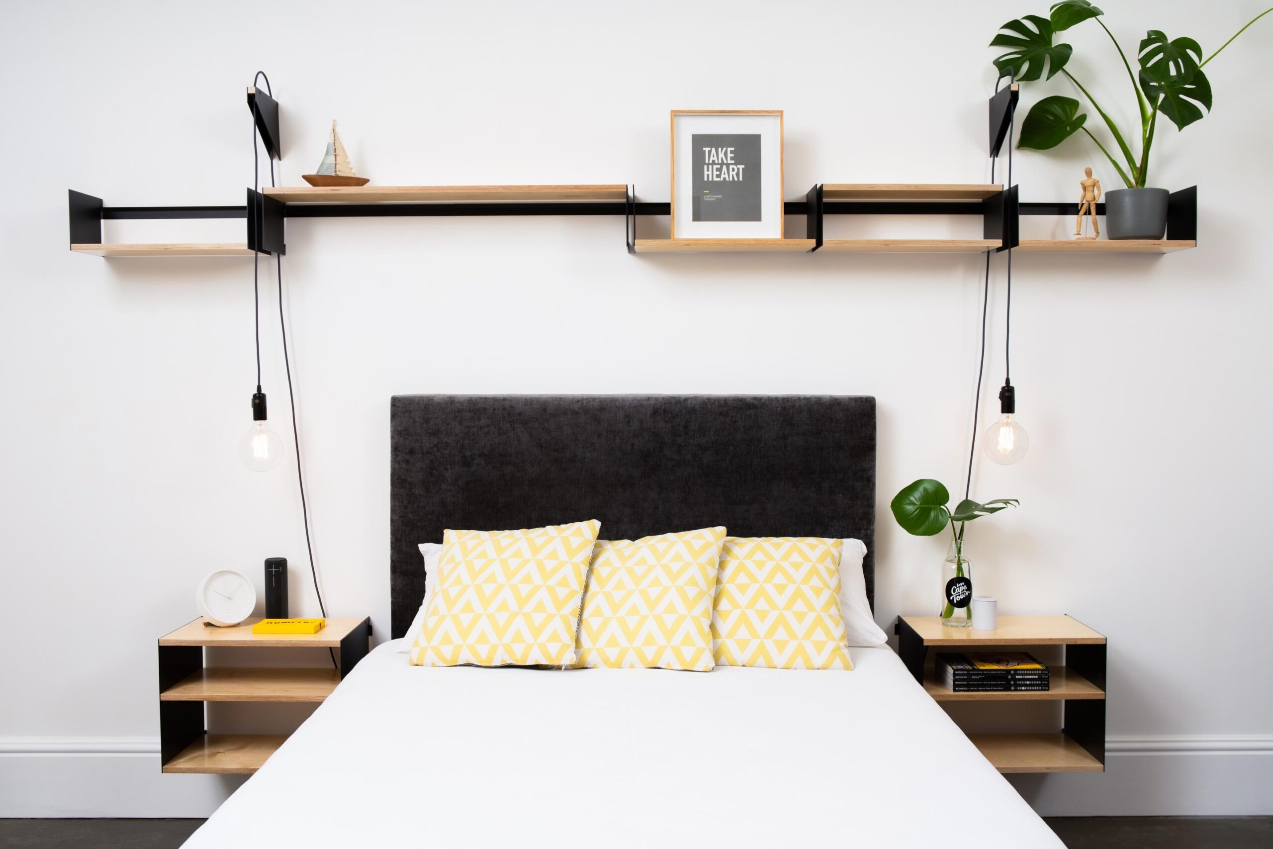 SLEEP / Setup 01