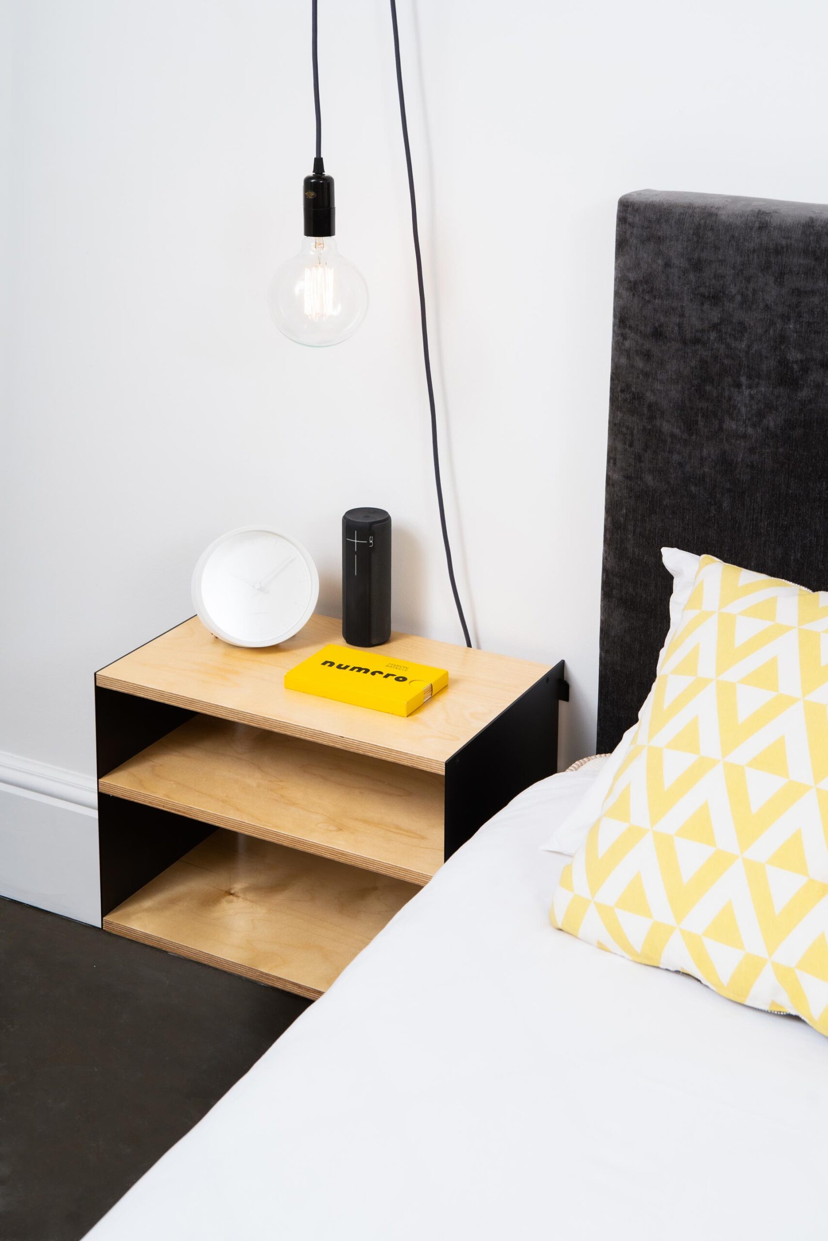 SLEEP / Setup 01